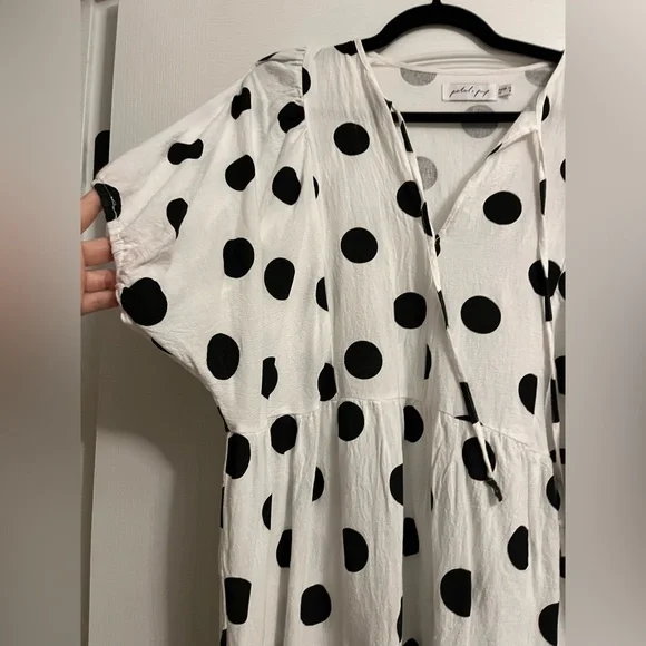 Petal & Pup Midi Tiered Skirt Flowy Polka Dot Puff Sleeve Tie Neck Tarnie Dress - Picture 5 of 11